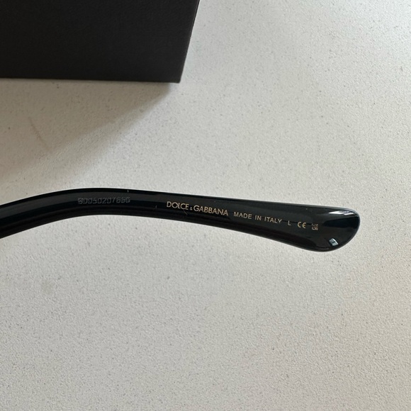 Dolce & Gabbana Sunglasses NEW, NEVER WORN (DG4384 53MM in Black & Gold) - Picture 12 of 14